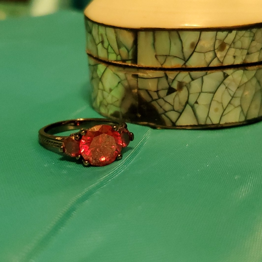 Womens Ruby Size 9 Ring, Dark Setting